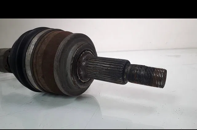 Transmission avant gauche Toyota AURIS (_E18_) 2.0 d-4d (ade186_) (2012-2015) occasion