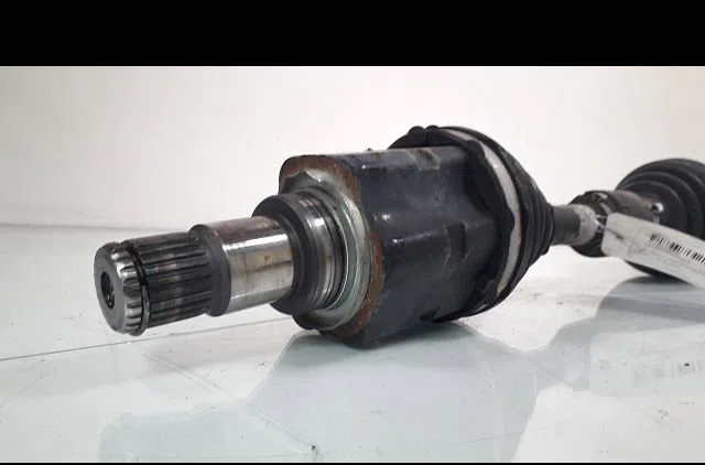 Transmission avant gauche Toyota AURIS (_E18_) 2.0 d-4d (ade186_) (2012-2015) occasion
