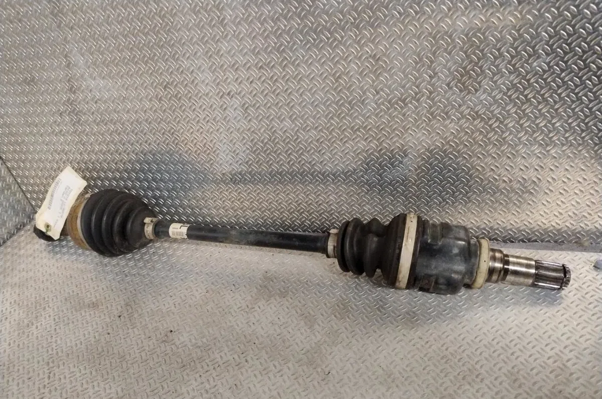 Transmission avant gauche TOYOTA AYGO 2  AYGO 2 PHASE 1 occasion