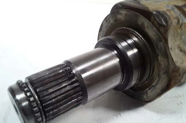 Transmission avant gauche Toyota HILUX VII Pick-up (_N1_, _N2_, _N3_) 2.5 d-4d 4wd (kun25_) (2006-2015) occasion