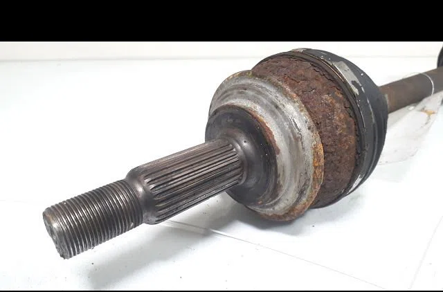 Transmission avant gauche Toyota URBAN CRUISER (_P1_) 1.4 d-4d 4wd (nlp115_) (2009-2014) occasion