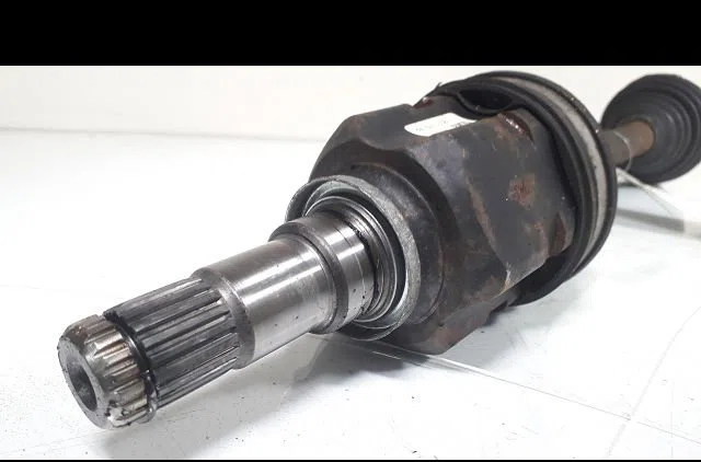 Transmission avant gauche Toyota URBAN CRUISER (_P1_) 1.4 d-4d 4wd (nlp115_) (2009-2014) occasion