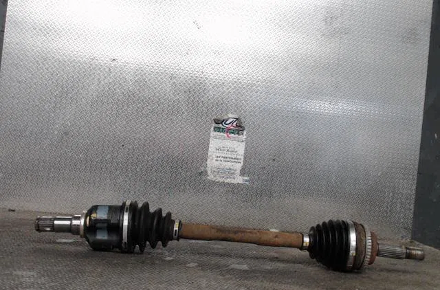 Transmission avant gauche TOYOTA YARIS 1  YARIS 1 PHASE 2 occasion