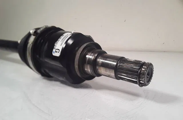 Transmission avant gauche Toyota YARIS (_P1_) 1.4 d-4d (nlp10_) (2001-2005) occasion
