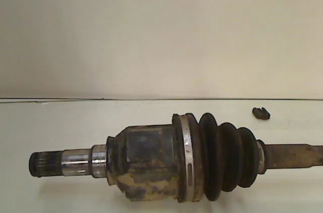 Transmission avant gauche Toyota YARIS (_P1_) 1.5 (ncp13_) (2003-2005) occasion