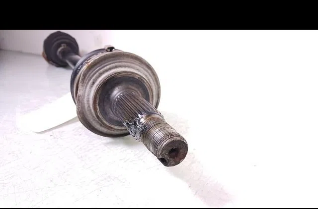 Transmission avant gauche Toyota YARIS (_P9_) 1.0 vvt-i (ksp90_) (2005-2011) 5 portes occasion