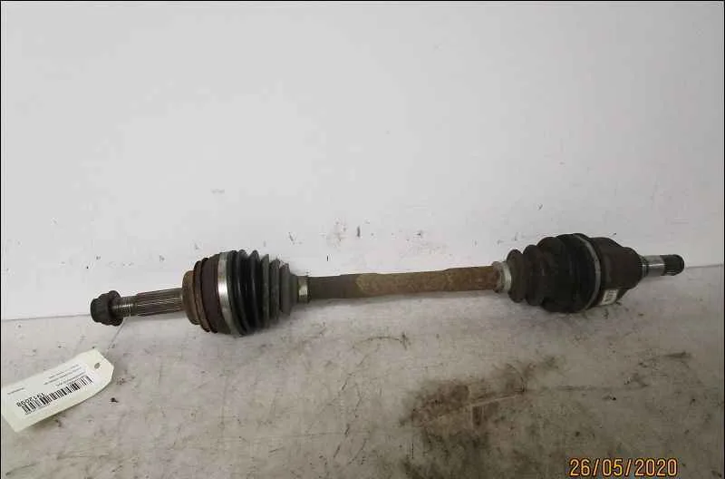 Transmission avant gauche TOYOTA YARIS VERSO occasion