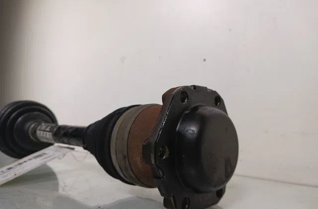 Transmission avant gauche Volkswagen GOLF IV (1J1) 1.6 16v (2000-2005) occasion