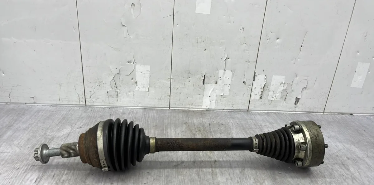 Transmission avant gauche VOLKSWAGEN GOLF SPORTSVAN PHASE 1 occasion