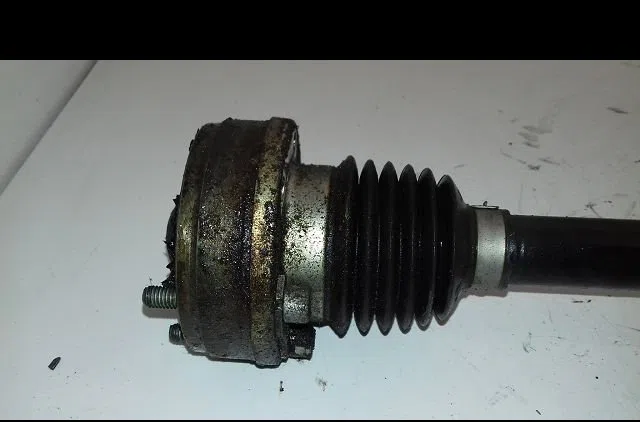 Transmission avant gauche Volkswagen GOLF V (1K1) 1.4 16v (2003-2006) occasion