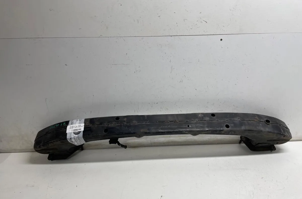 Traverse ar Mercedes-benz CLASSE C (W203) C 200 cdi (203.007) (2003-2007) occasion