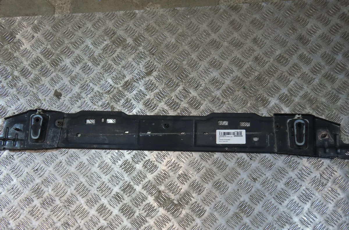 Traverse inférieure armature avant Citroën C4 GRAND PICASSO II (DA_, DE_) 1.6 bluehdi 120 (2014) occasion