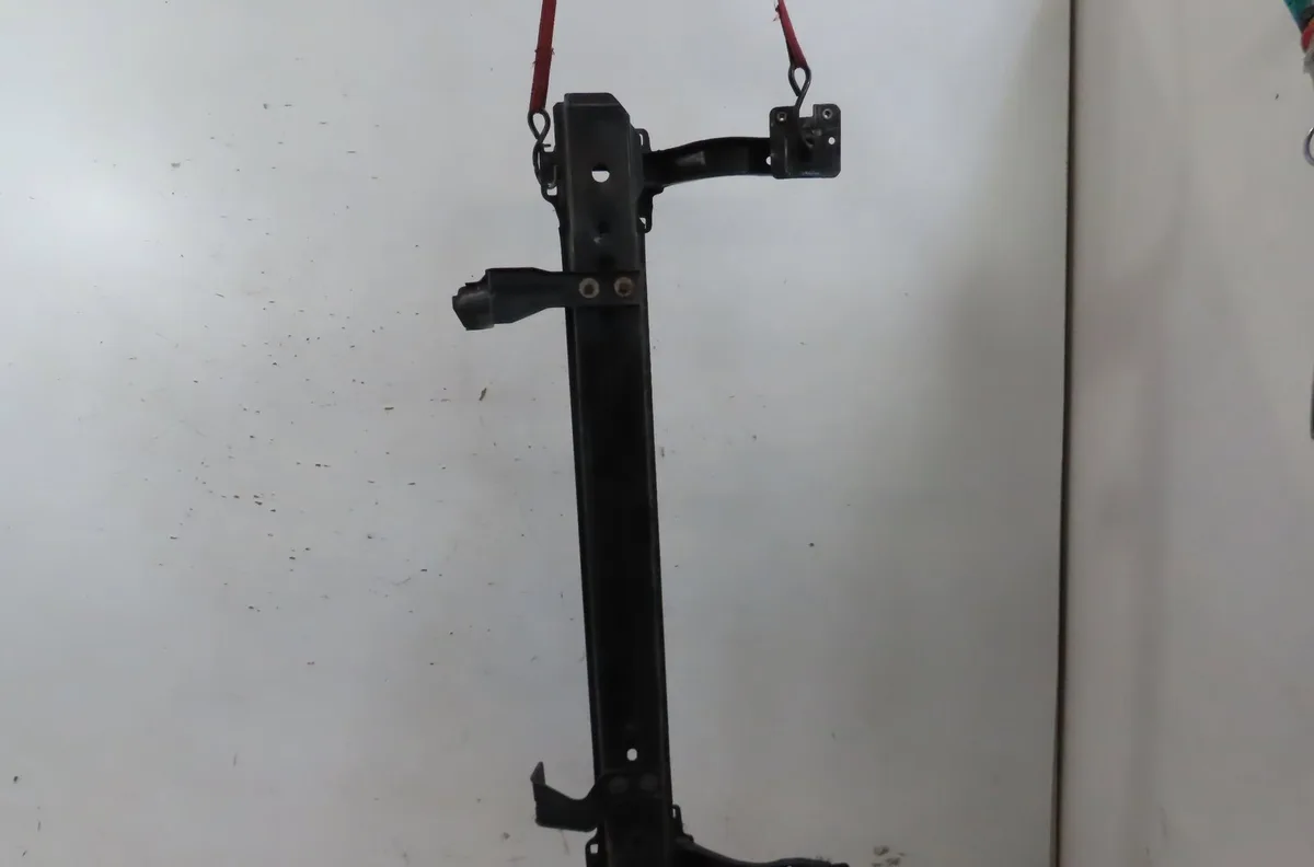 Traverse inférieure armature avant Citroën DS3 Décapotable 1.6 vti 120 (2013-2015) occasion