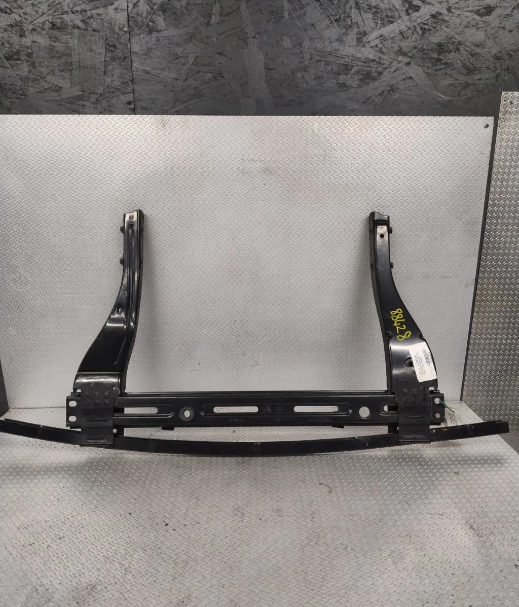 Traverse inférieure armature avant Dacia SPRING Ev (b6m1) (2020) 5 portes occasion