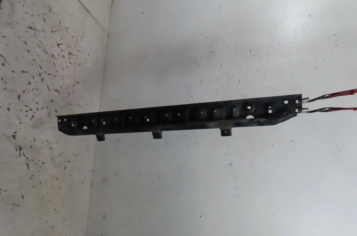 Traverse inférieure armature avant Land rover RANGE ROVER EVOQUE (L538) 2.2 d 4x4 (2011-2019) occasion