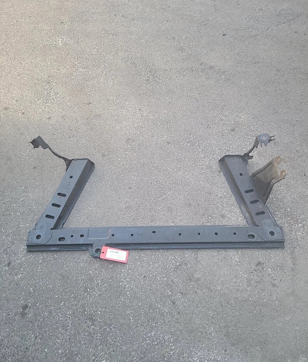 Traverse inférieure armature avant Mercedes-benz CITAN Monospace (W415) 108 cdi (415.703) (2012-2021) occasion