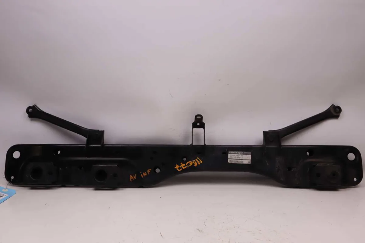Traverse inférieure armature avant Nissan QASHQAI II SUV (J11, J11_) 1.2 dig-t (2013) occasion