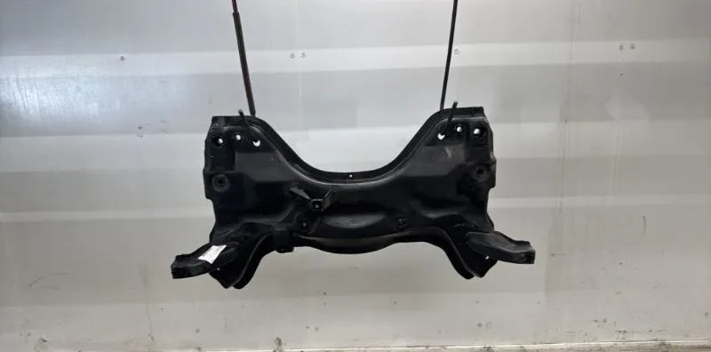 Traverse inférieure armature avant PEUGEOT 206 PHASE 1 occasion