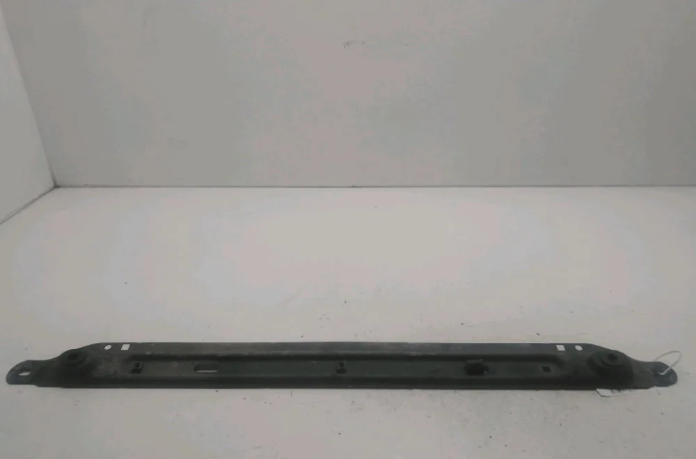 Traverse inférieure armature avant Peugeot 3008 Monospace (0U_) 1.6 hdi (2009-2016) 5 portes occasion