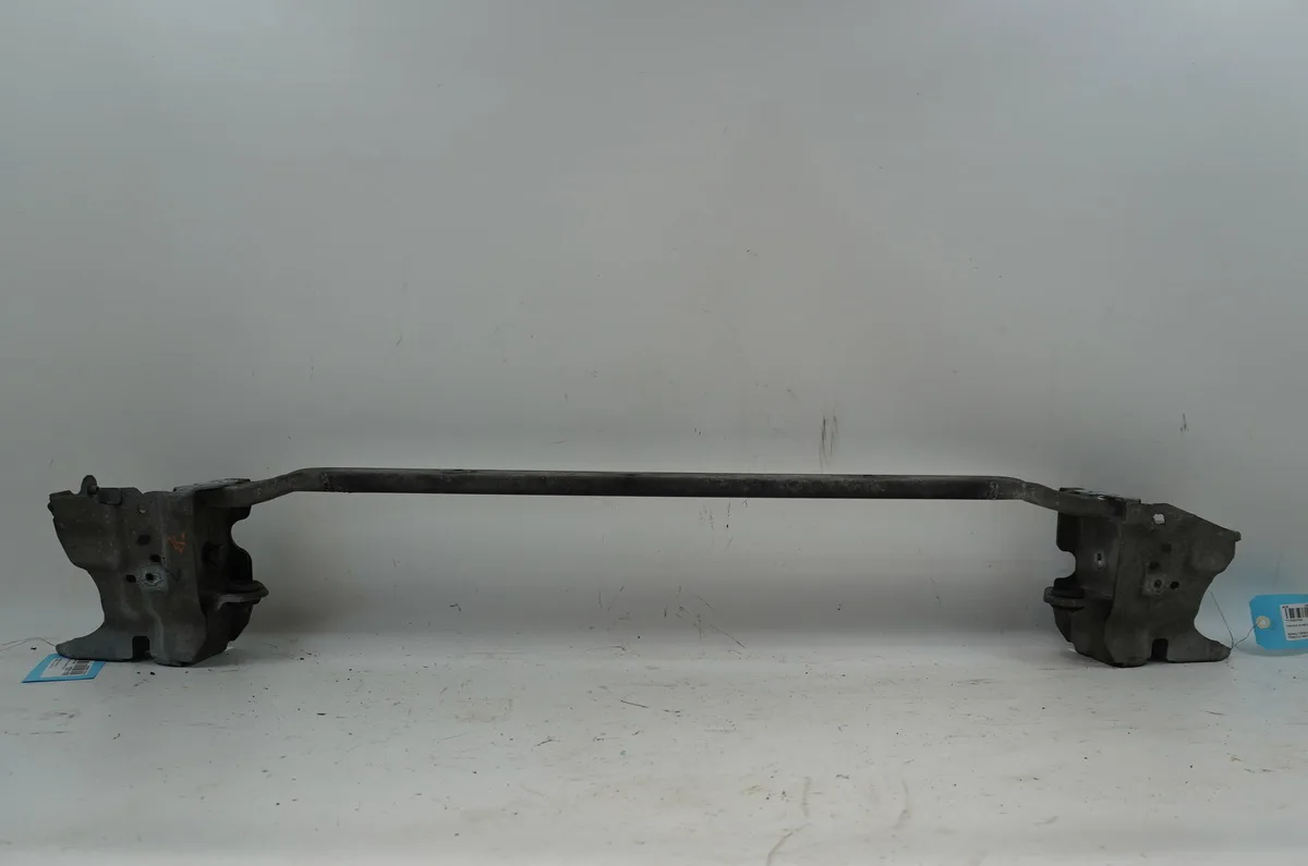 Traverse inférieure armature avant Renault ESPACE IV (JK0-1_) 2.0 dci (jk03, jk04, jk1c, jk1g, jk1j, jk1k) (2006) 5 port