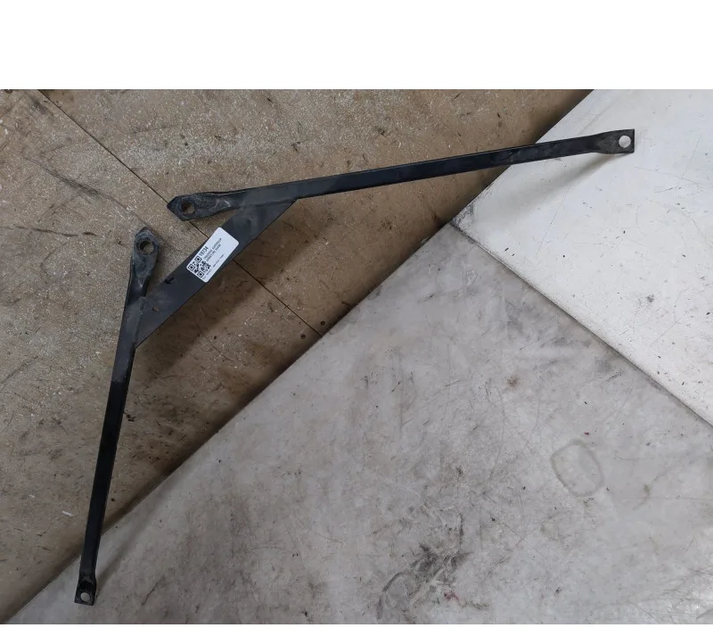 TRAVERSE SUPERIEUR ARMATURE AVANT BMW SERIE 2 77801R