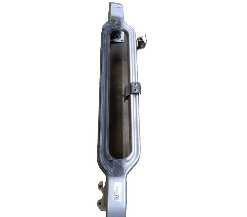 TRAVERSE SUPERIEUR ARMATURE AVANT PEUGEOT 407 COUPE I 610339370