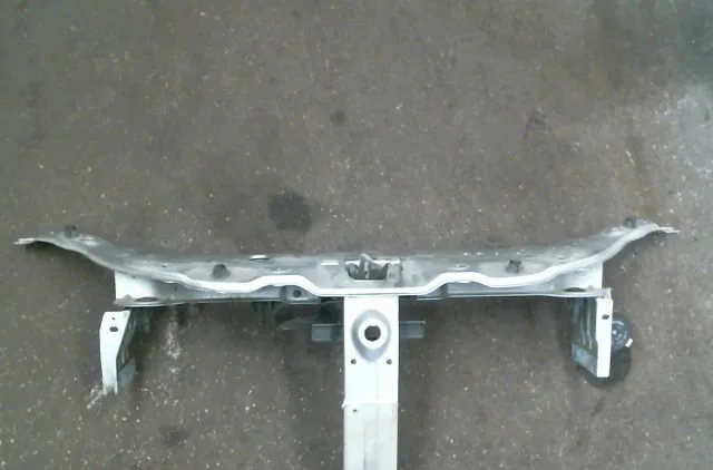 Traverse supérieure armature avant Dacia LODGY (JS_) 1.5 dci (2012) 5 portes occasion