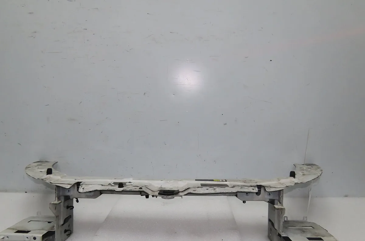 Traverse supérieure armature avant Land rover RANGE ROVER EVOQUE (L538) 2.2 d 4x4 (2011-2019) occasion