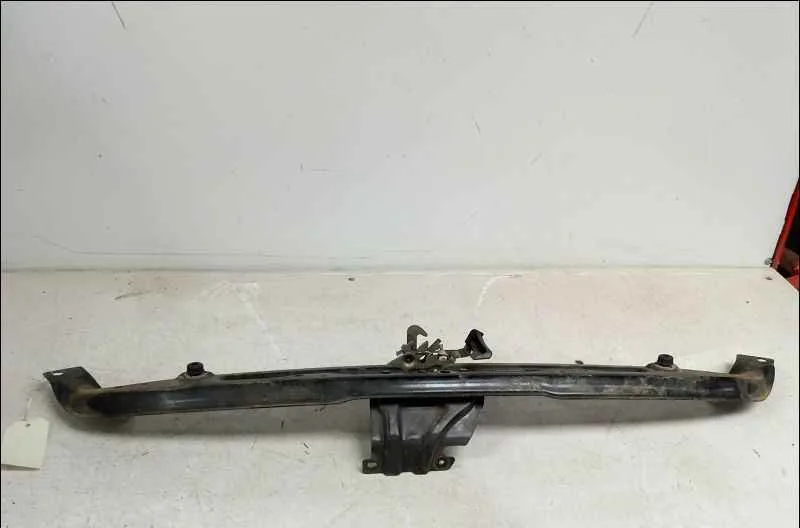 Traverse supérieure armature avant PEUGEOT 206 occasion