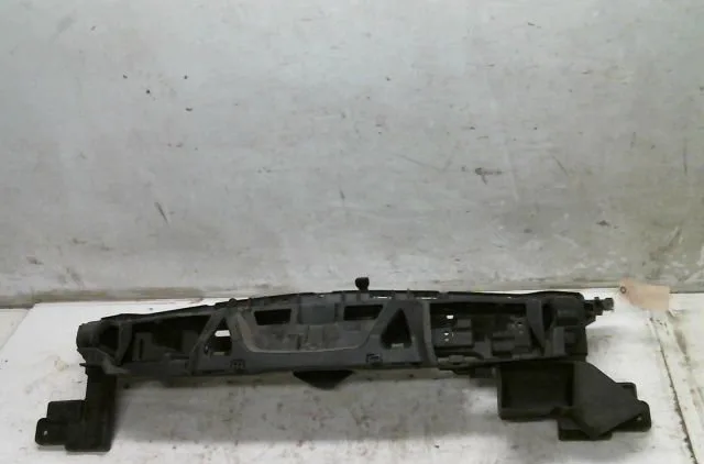 Traverse supérieure armature avant Peugeot 5008 (0U_, 0E_) 2.0 hdi 150 - bluehdi 150 (2009-2017) 5 portes occasion