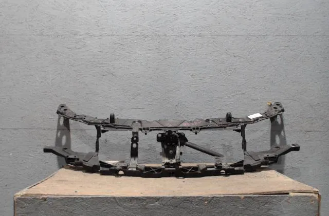 Traverse supérieure armature avant RENAULT LAGUNA 3 PHASE 1 occasion