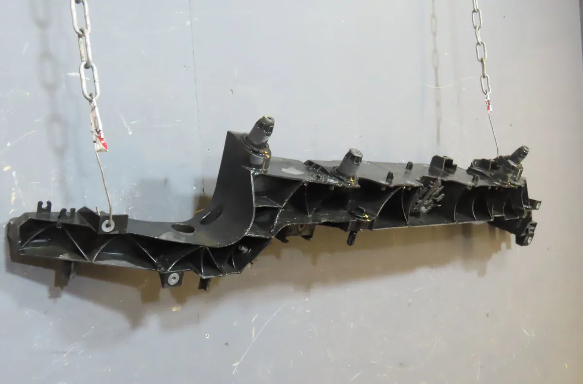 Traverse supérieure armature avant RENAULT ZOE 2016 occasion