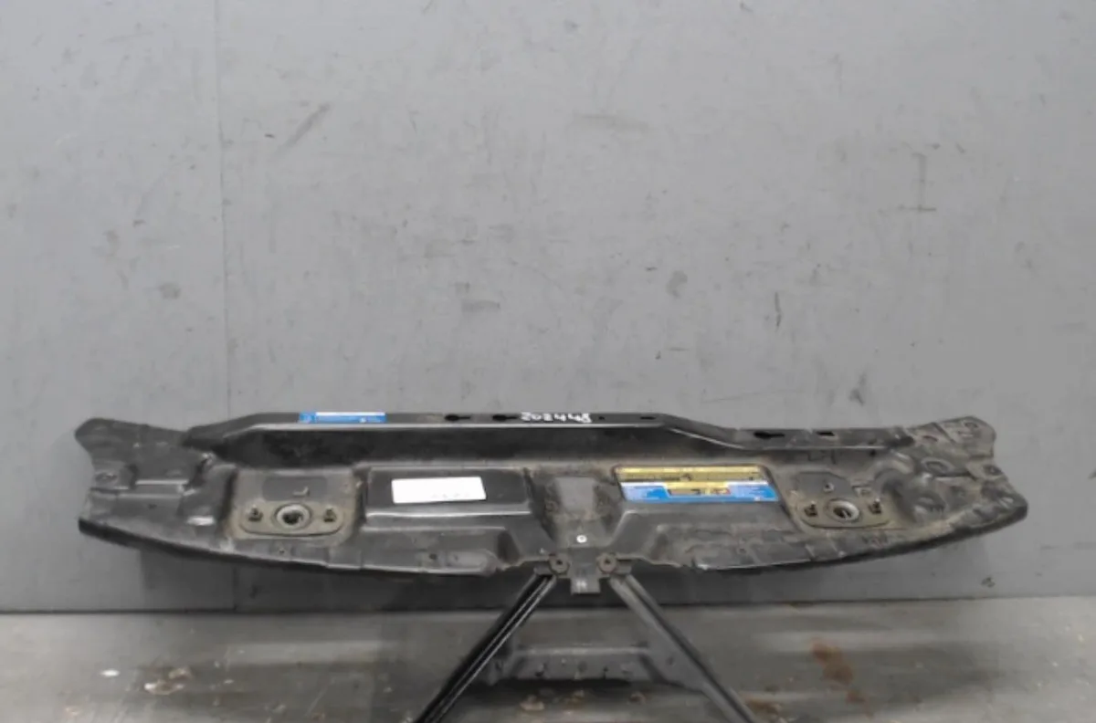Traverse supérieure armature avant Saab 9-3 Break (E50) 1.9 tid (2005-2015) occasion