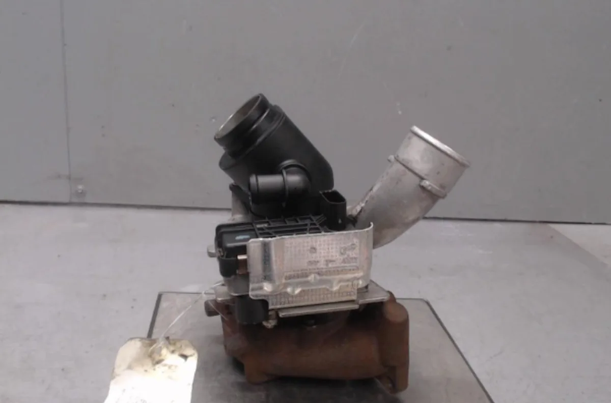 Turbo Audi A4 B8 (8K2) 2.7 tdi (2007-2012) 4 portes occasion