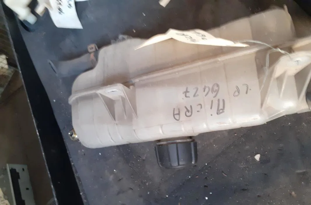 Vase expansion NISSAN MICRA 3 PHASE 1 occasion