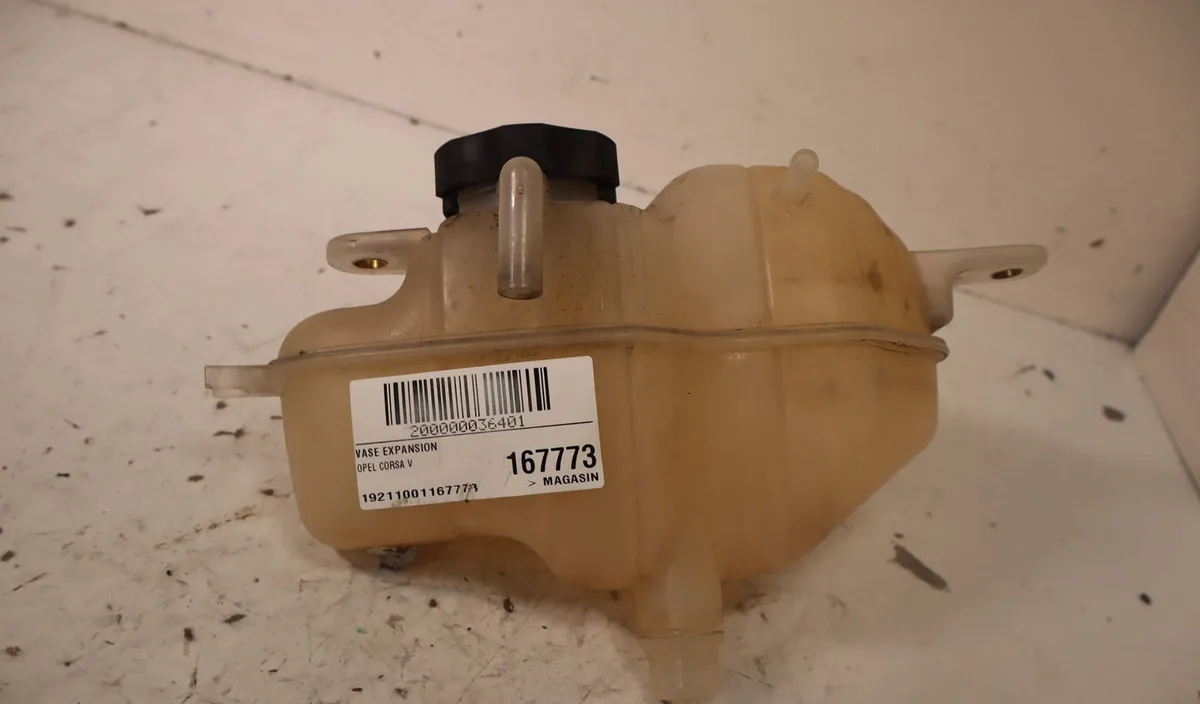 Vase expansion Opel CORSA E (X15) 1.3 cdti (08, 68) (2014) occasion