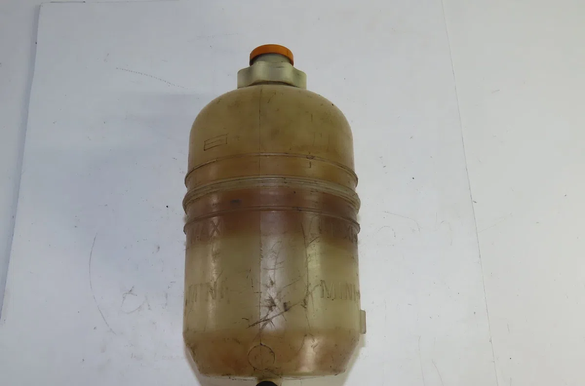 Vase expansion Peugeot 205 II (20A-C) 1.4 (1988-1998) occasion