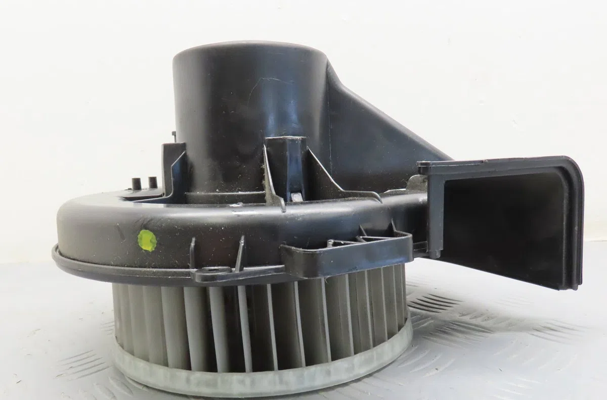 Ventilateur de chauffage Audi A1 (8X1, 8XK) 1.4 tfsi (2011-2015) 3 portes occasion