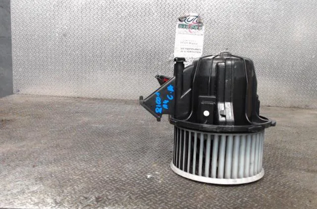 Ventilateur de chauffage AUDI A4 3 PHASE 1 occasion