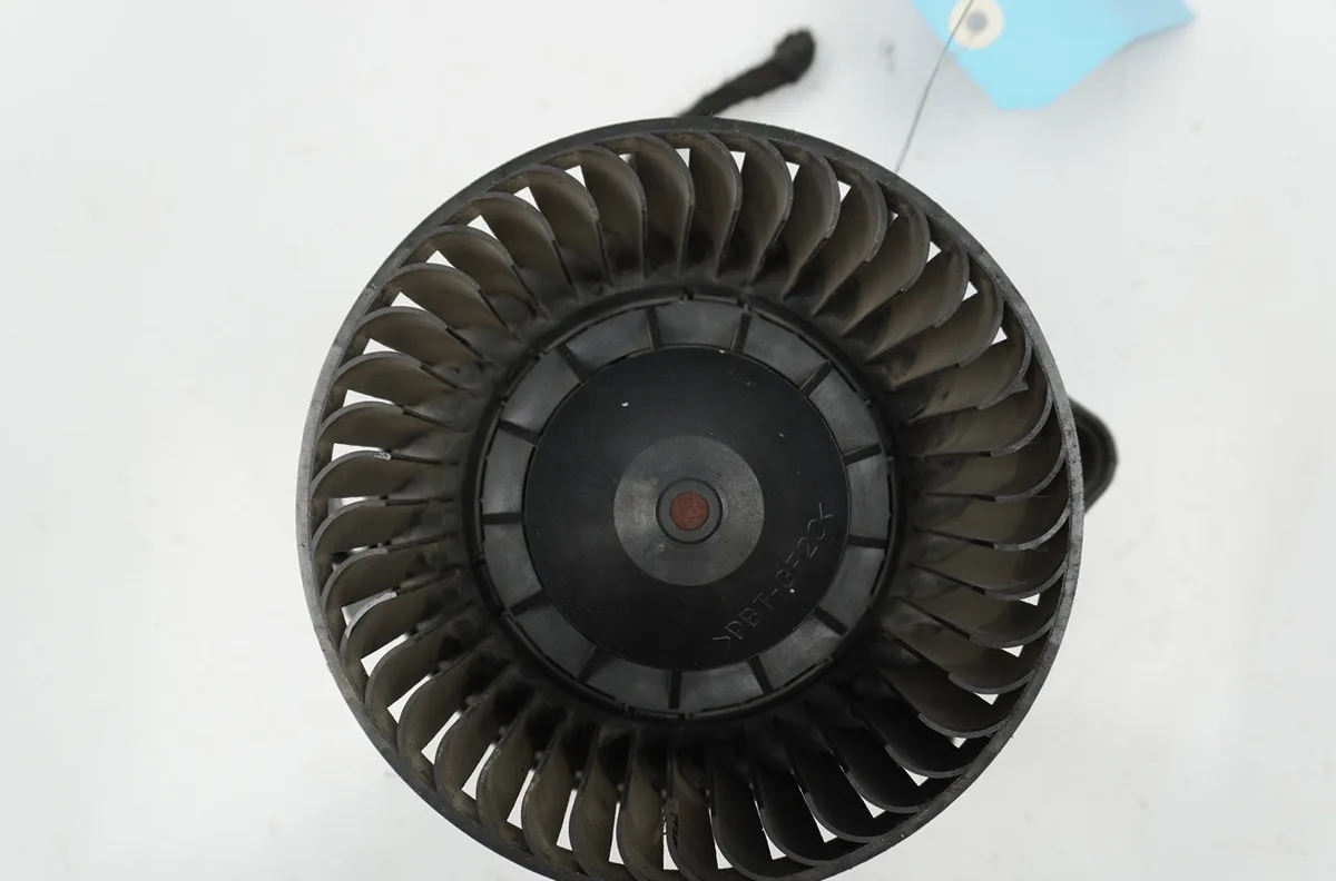 Ventilateur de chauffage Audi A4 B6 (8E2) 2.5 tdi quattro (2000-2004) occasion