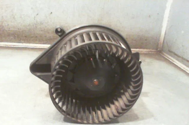 Ventilateur de chauffage Audi A4 B7 Avant (8ED) 2.5 tdi (2004-2006) occasion