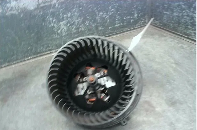 Ventilateur de chauffage Bmw 1 (E81) 116 i (2007-2011) occasion