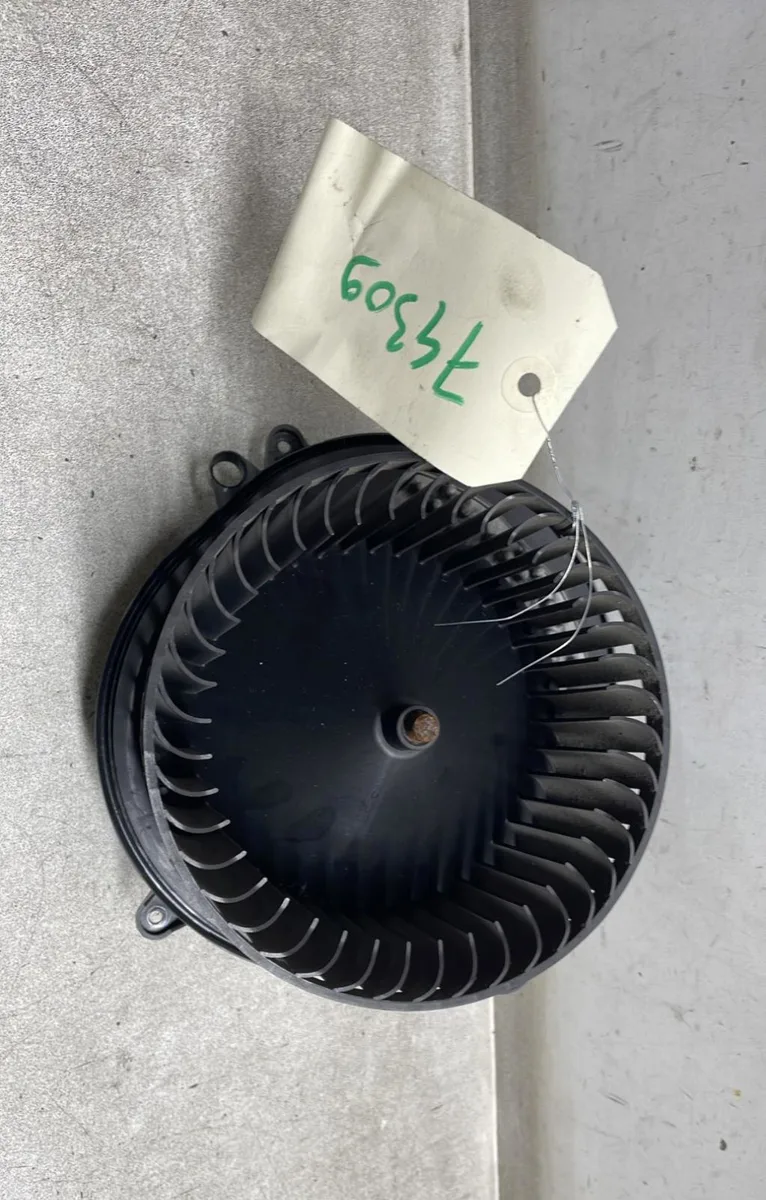 Ventilateur de chauffage Bmw 1 (F21) 116 d (2011) occasion