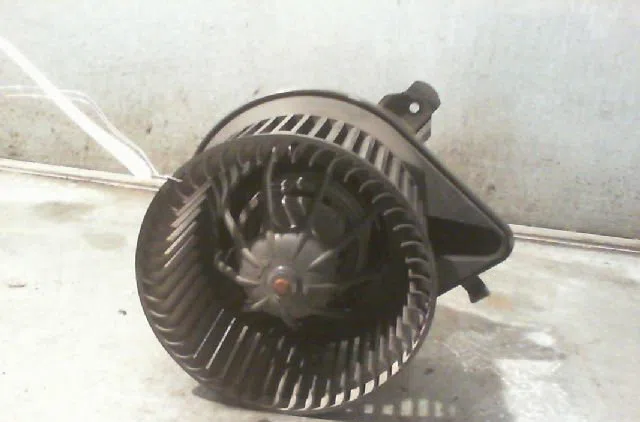 Ventilateur de chauffage CITROEN BERLINGO 2003 occasion