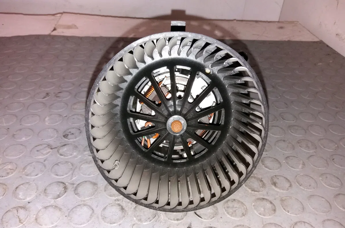 Ventilateur de chauffage Citroen DS3 (SA_) 1.6 hdi 90 (2009-2015) 3 portes occasion