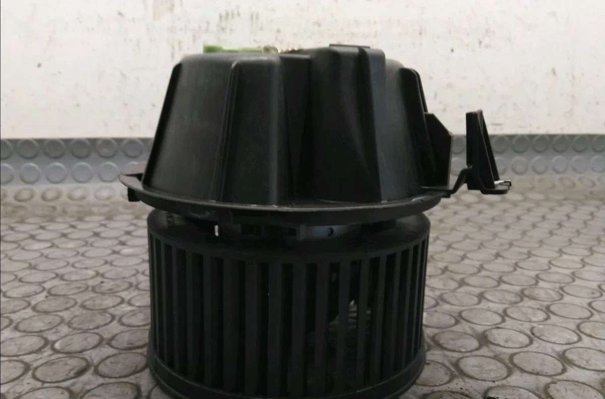 Ventilateur de chauffage Dacia DUSTER (HS_) 1.5 dci 4x4 (hsmc, hsmd) (2010-2018) 5 portes occasion