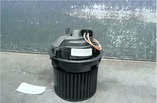 Ventilateur de chauffage Dacia SANDERO II Tce 90 (b8m1, b8ma) (2012) 5 portes occasion