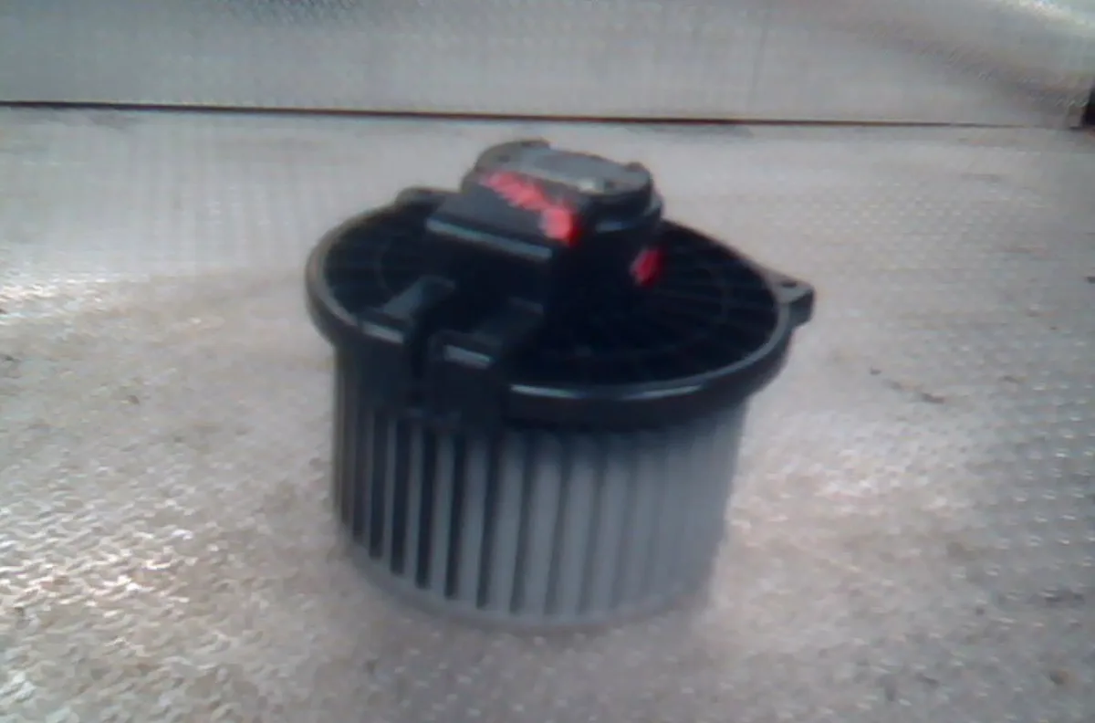 Ventilateur de chauffage DAIHATSU SIRION 2  SIRION 2 occasion
