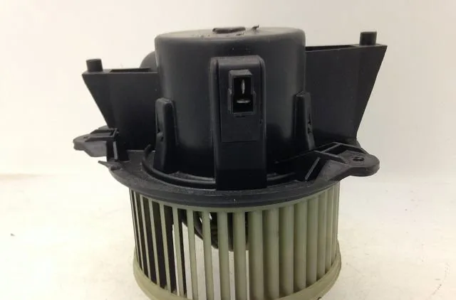 Ventilateur de chauffage FIAT PUNTO II 2001 occasion
