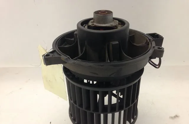 Ventilateur de chauffage FORD FIESTA V 2004 occasion